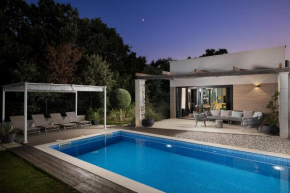 Luxury design Villa Maell with private pool and high level of privacy - WiiBuk